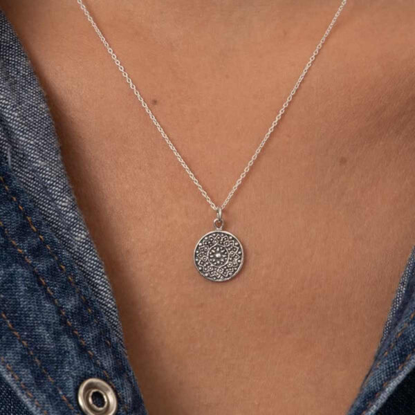 Collier & médaillon en argent – Image 4